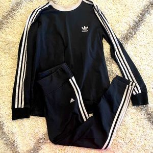 Cute adidas outfit top and bottom